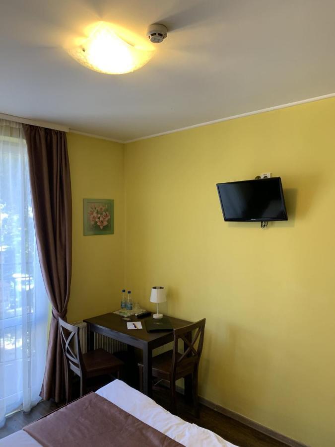 цісар Hotel Lviv