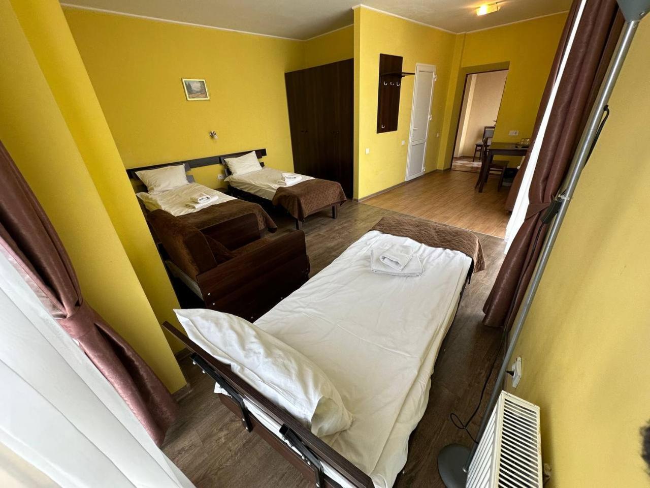 цісар Hotel