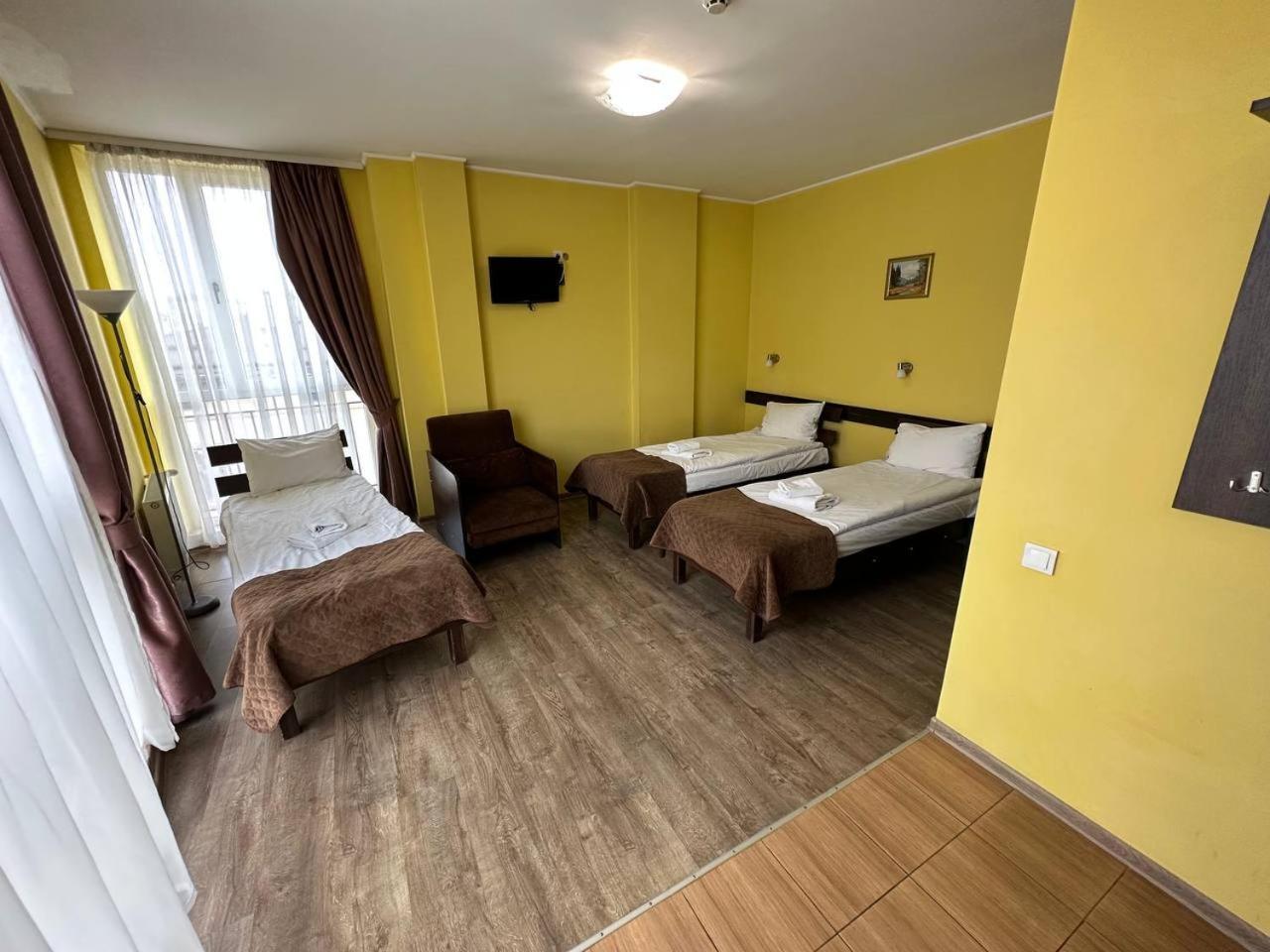 цісар Hotel Lviv