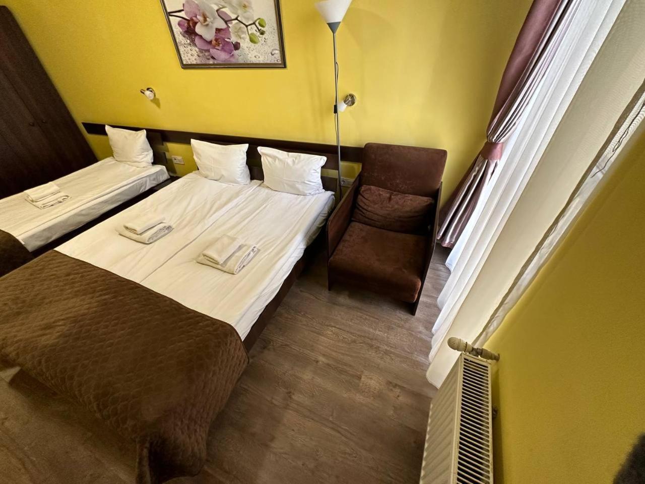 цісар Hotel Lviv